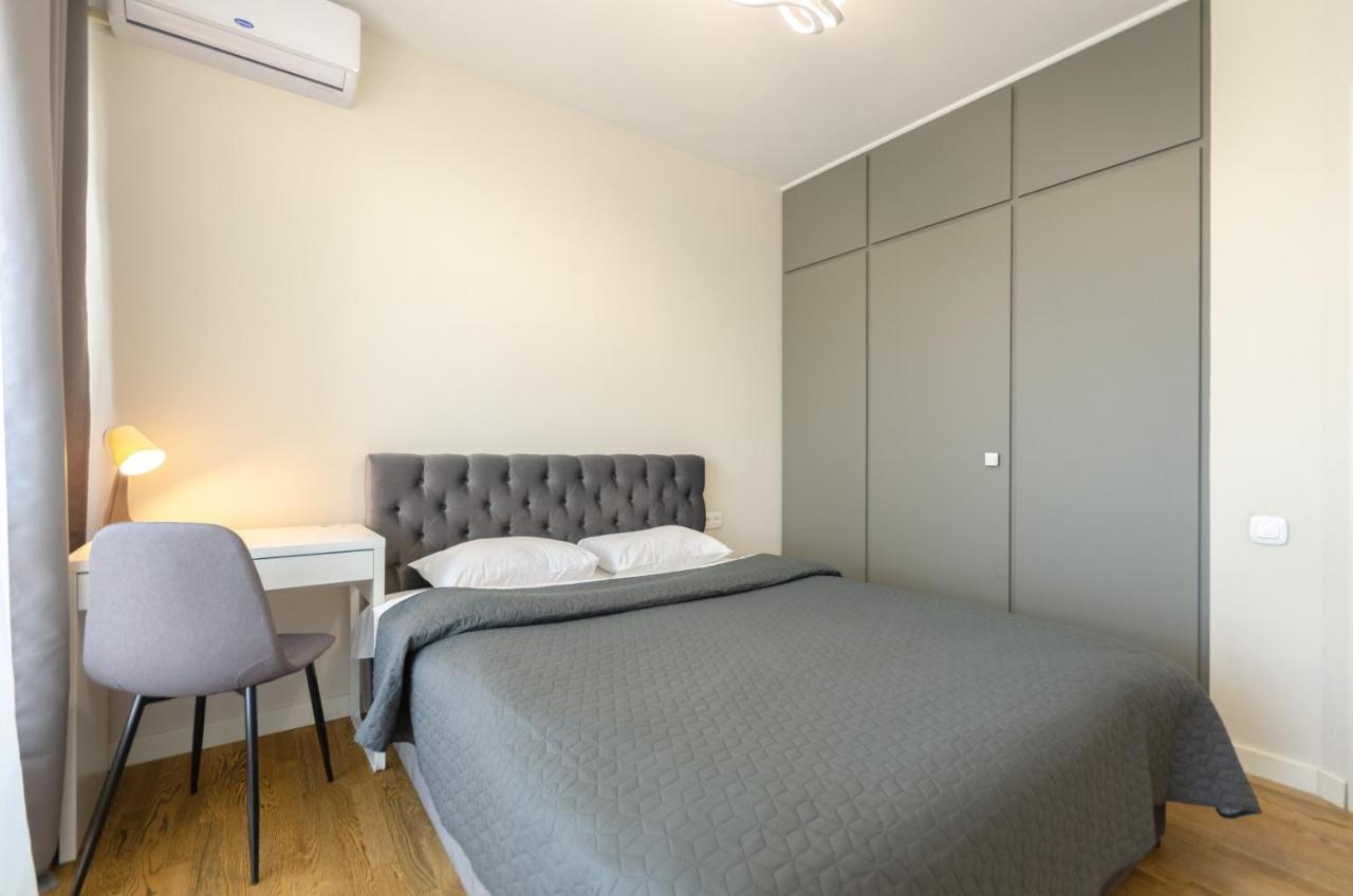Petrovdom Apartments 220-126-226 In Rc Hofman House, 34 Zolotoustivska Street كييف المظهر الخارجي الصورة