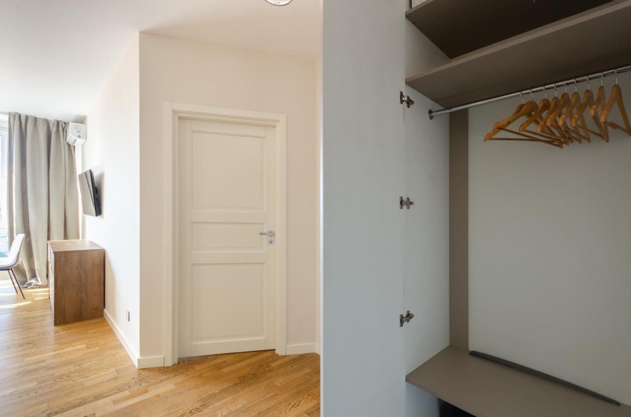 Petrovdom Apartments 220-126-226 In Rc Hofman House, 34 Zolotoustivska Street كييف المظهر الخارجي الصورة