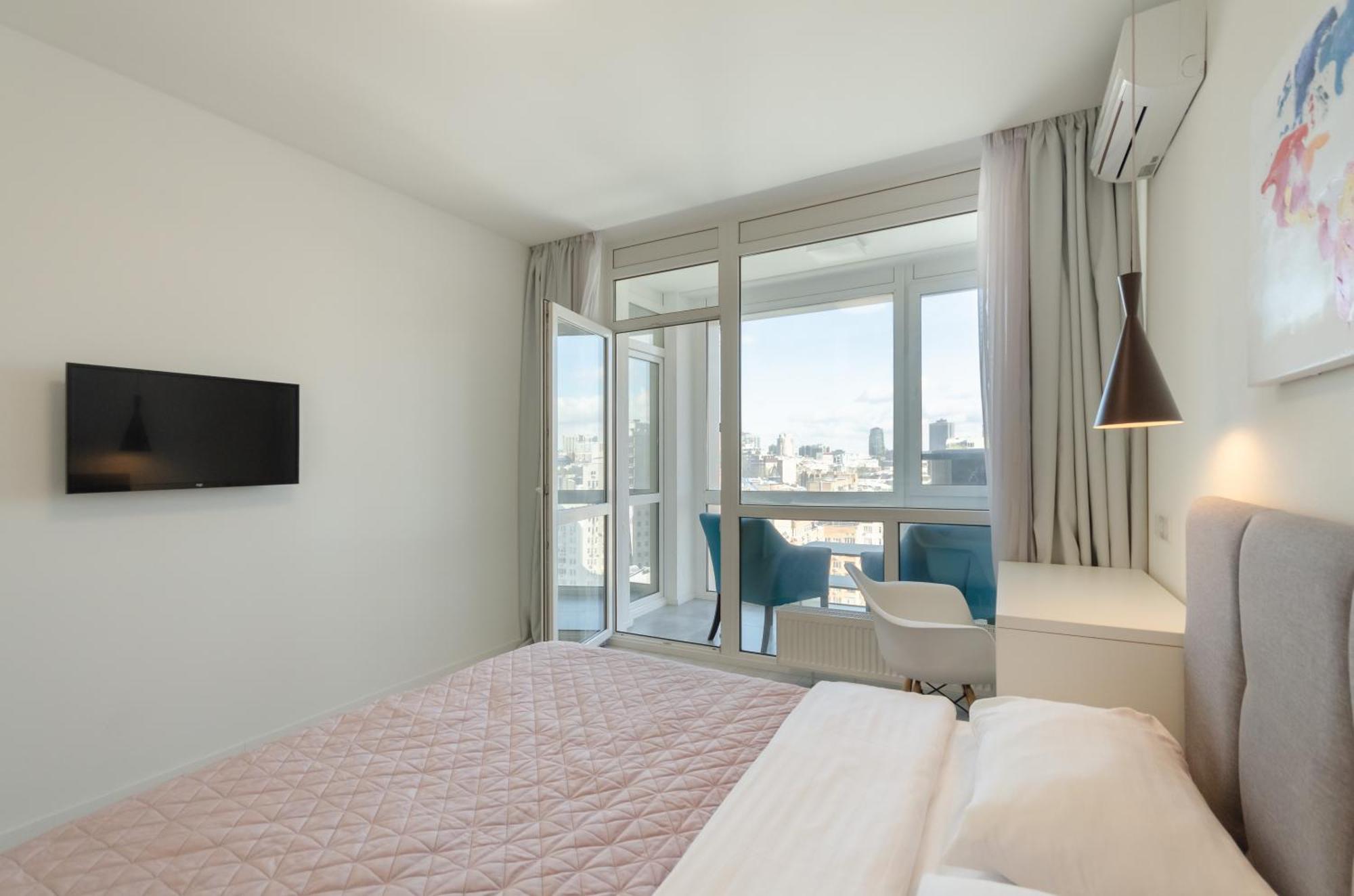 Petrovdom Apartments 220-126-226 In Rc Hofman House, 34 Zolotoustivska Street كييف المظهر الخارجي الصورة